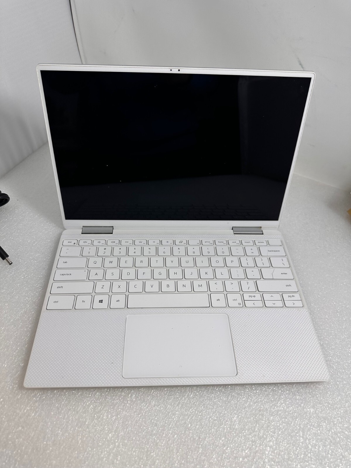 Dell XPS 7390 2-in-1 13” UHD+ Intel core I7-1065G7 32GB DDR4 512gb PCIe