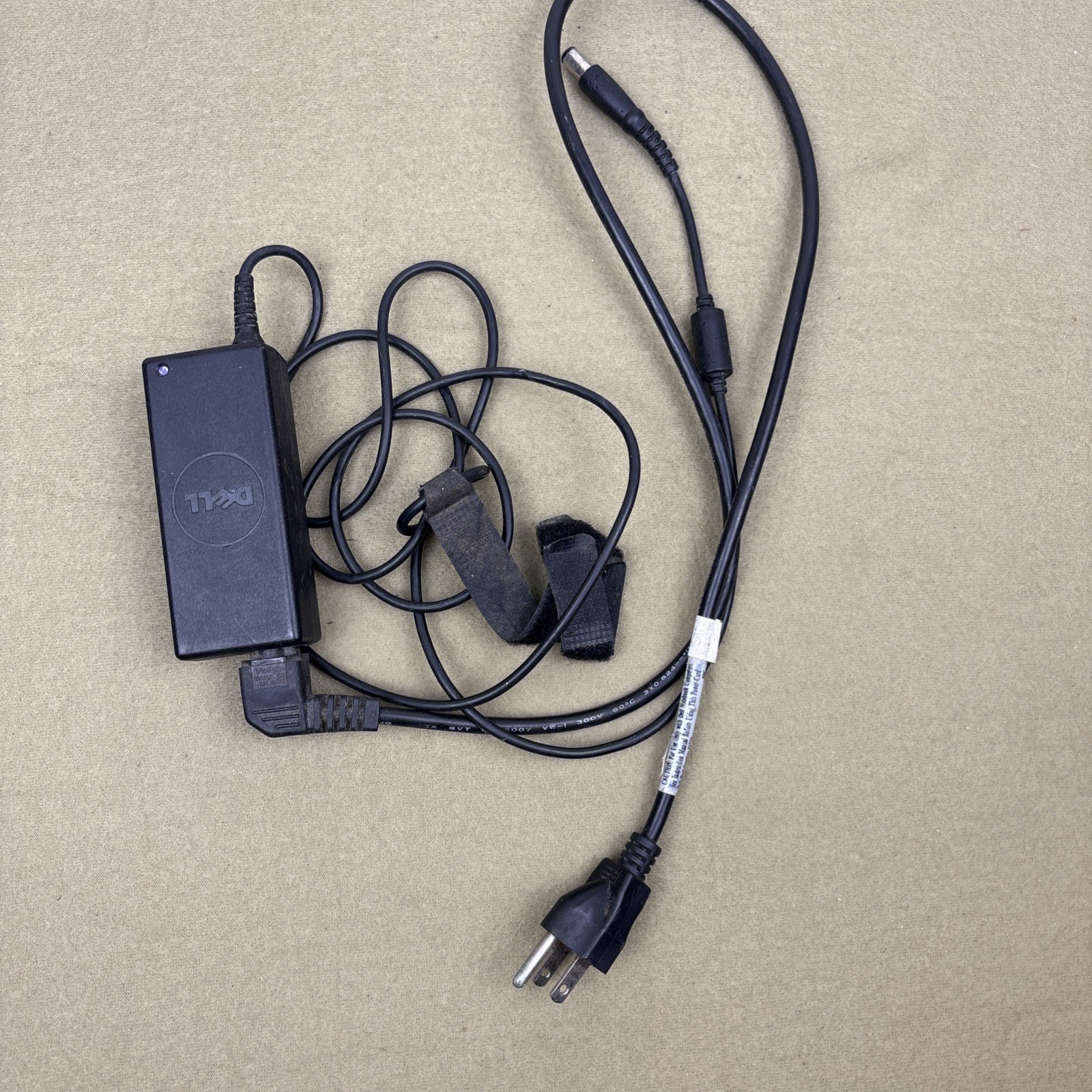 Dell Inspiron 1545 Laptop Windows Vista Works Read Needs Battery Some Keys Bad