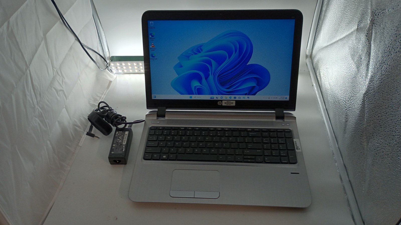 81203 ProBook455 G3 Gamer w/charger.Radeon R5.Optical.12GB.500GB HDD.15.6″.Nice!