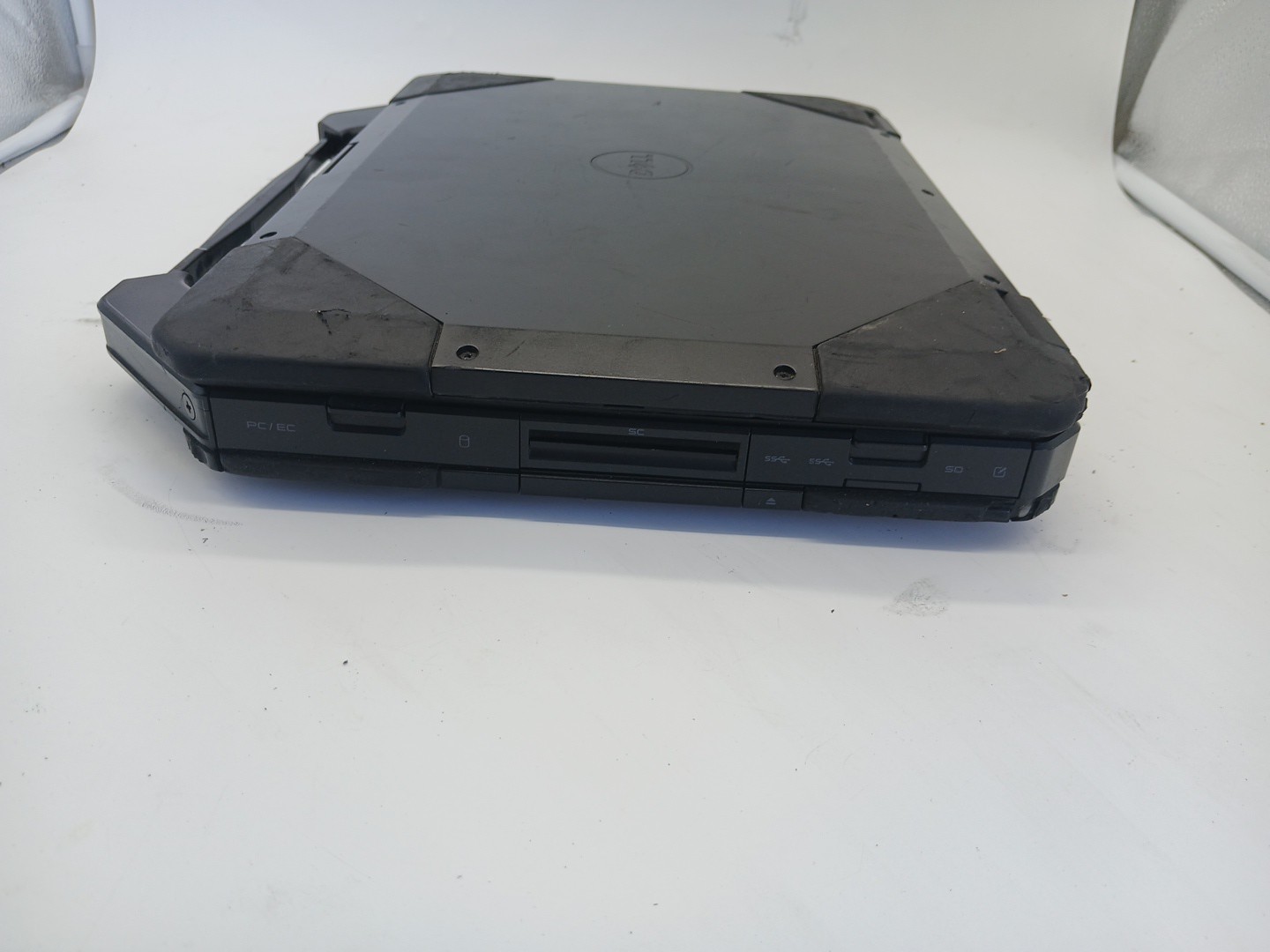 Dell Latitude 5414 Rugged 14″ Core i5-6300U @ 2.4Ghz 8GB RAM 512 SSD Win Pro