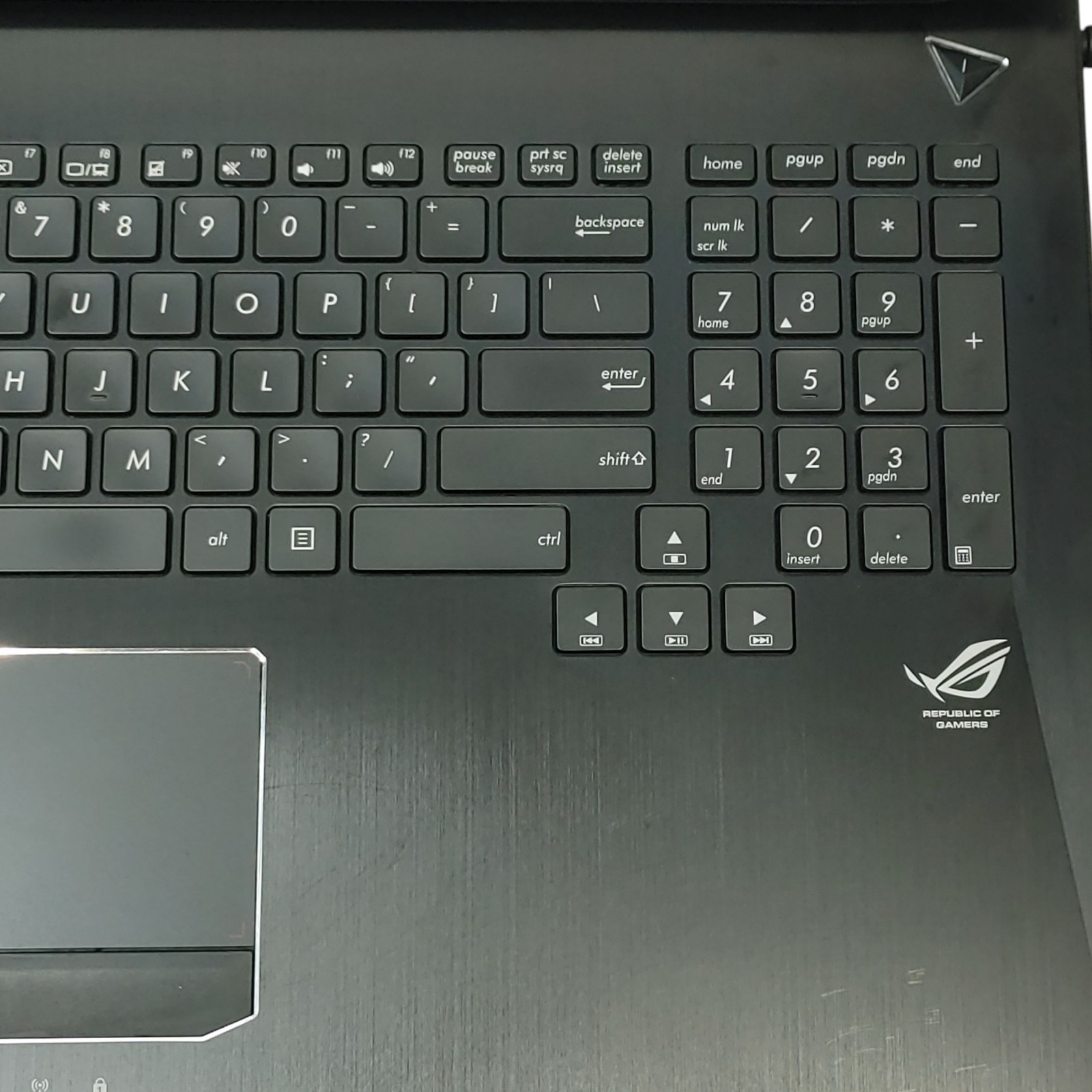 ASUS ROG Gaming Laptop Windows 10 G751J i7-4720HQ 24GB Ram GTX 870M, SSD & HDD