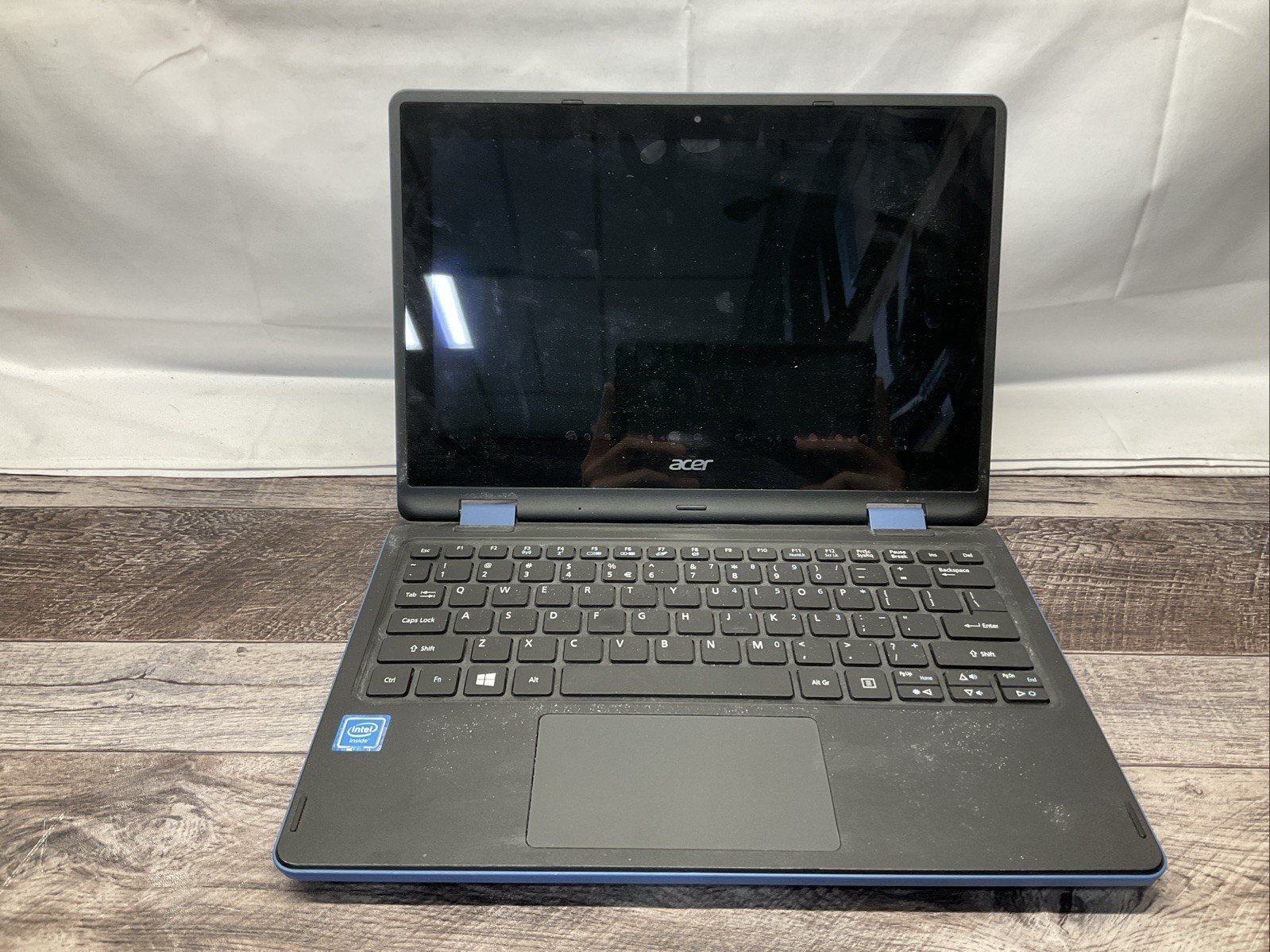 Acer Aspire R3 / Celeron / No RAM / Laptop Notebook PC / P15