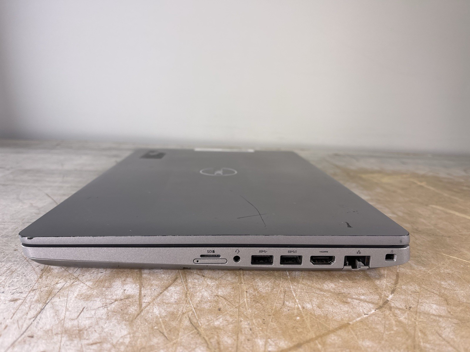 DELL LATITUDE 5511 i7-10850H @ 2.70 GHz, 8GB RAM, NO HDD/OS