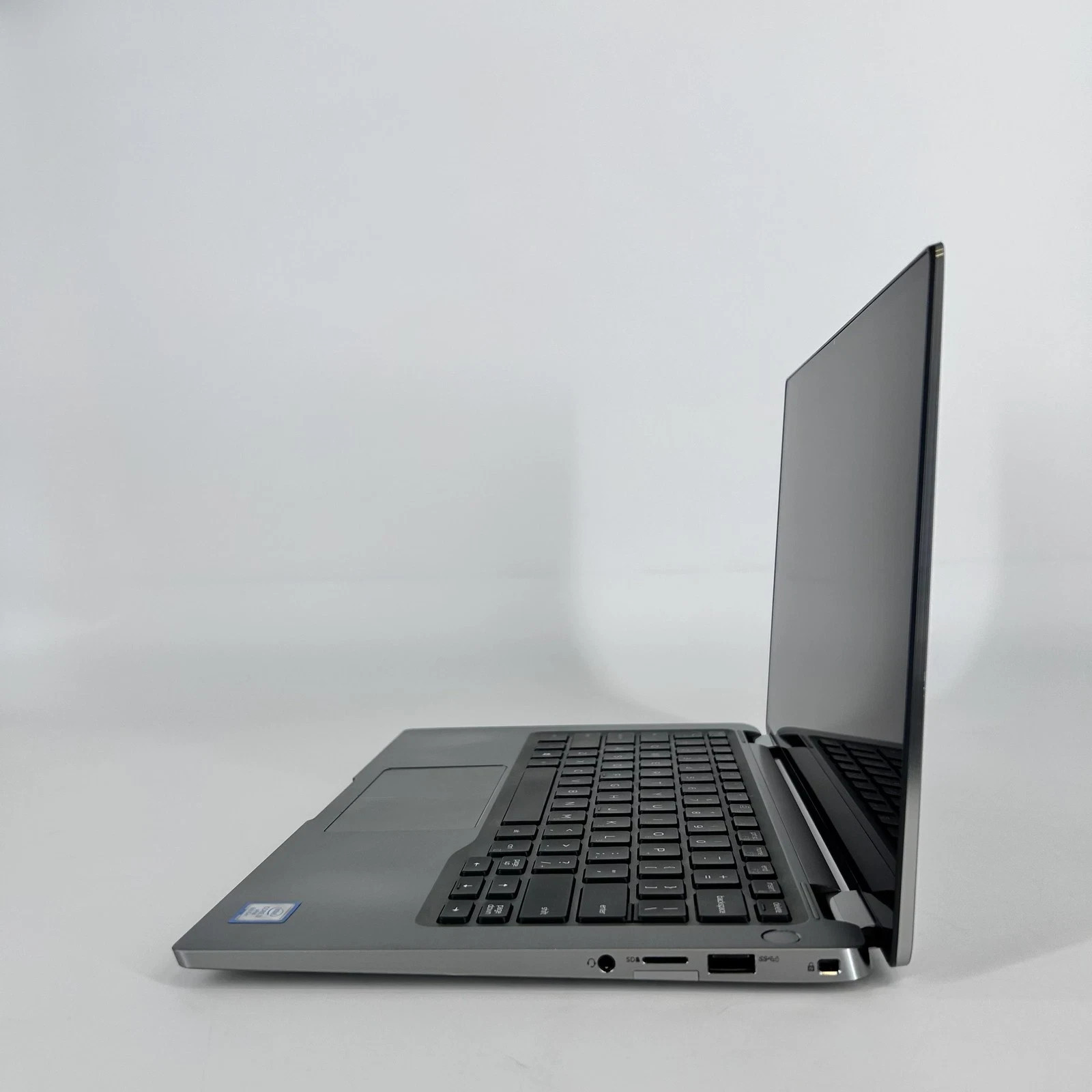 Dell Latitude 7400 2-in-1 14″ FHD Touch i5-8365U 8GB RAM 256GB SSD Win11 Pro