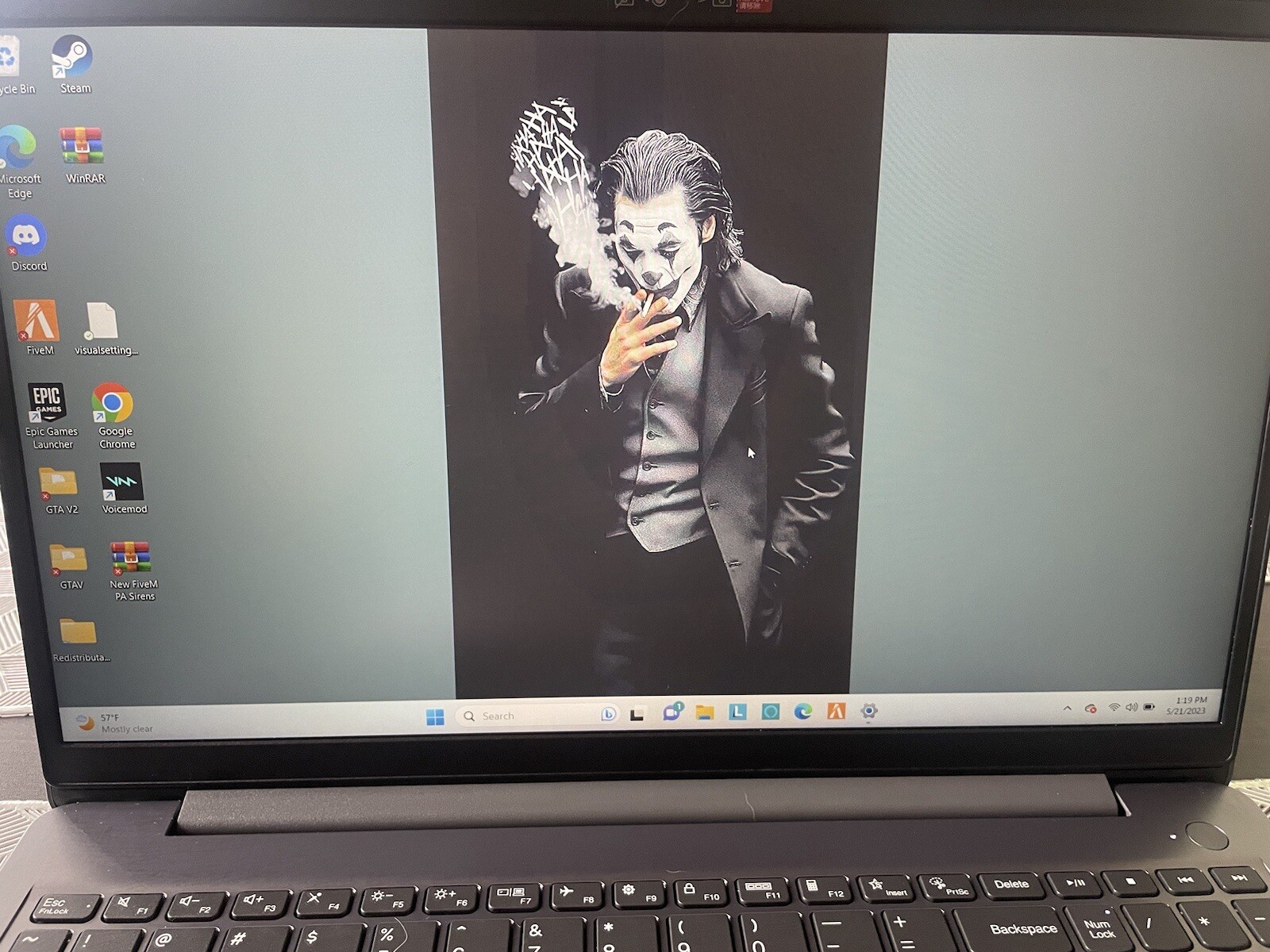 Lenovo IdeaPad 3i 15.6” (512GB SSD Intel Core i3-1215U 1.2GHz 8GB RAM) Laptop –