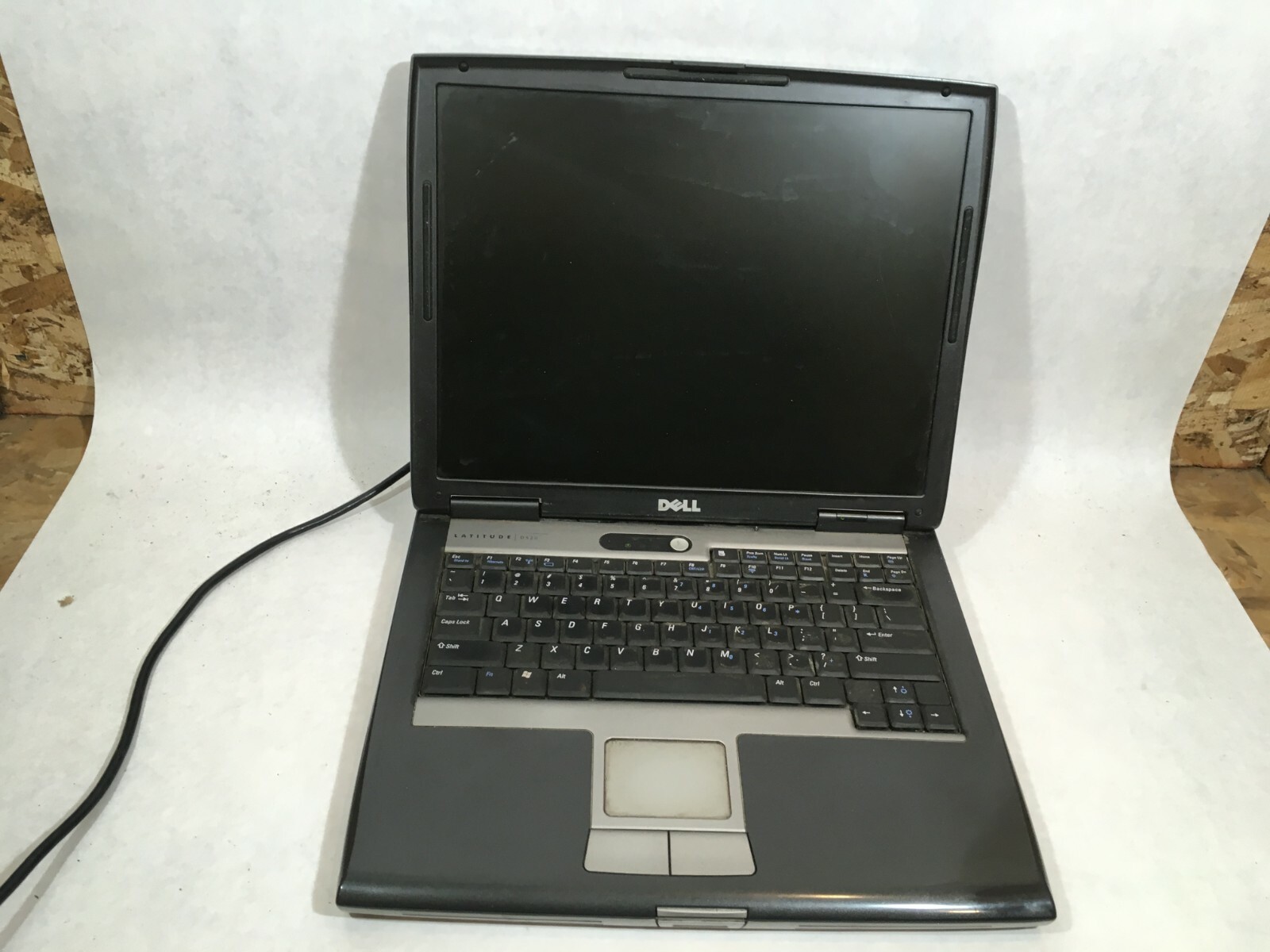 Dell Latitude D520 Starts No Image on Screen For Parts or Repair -FT
