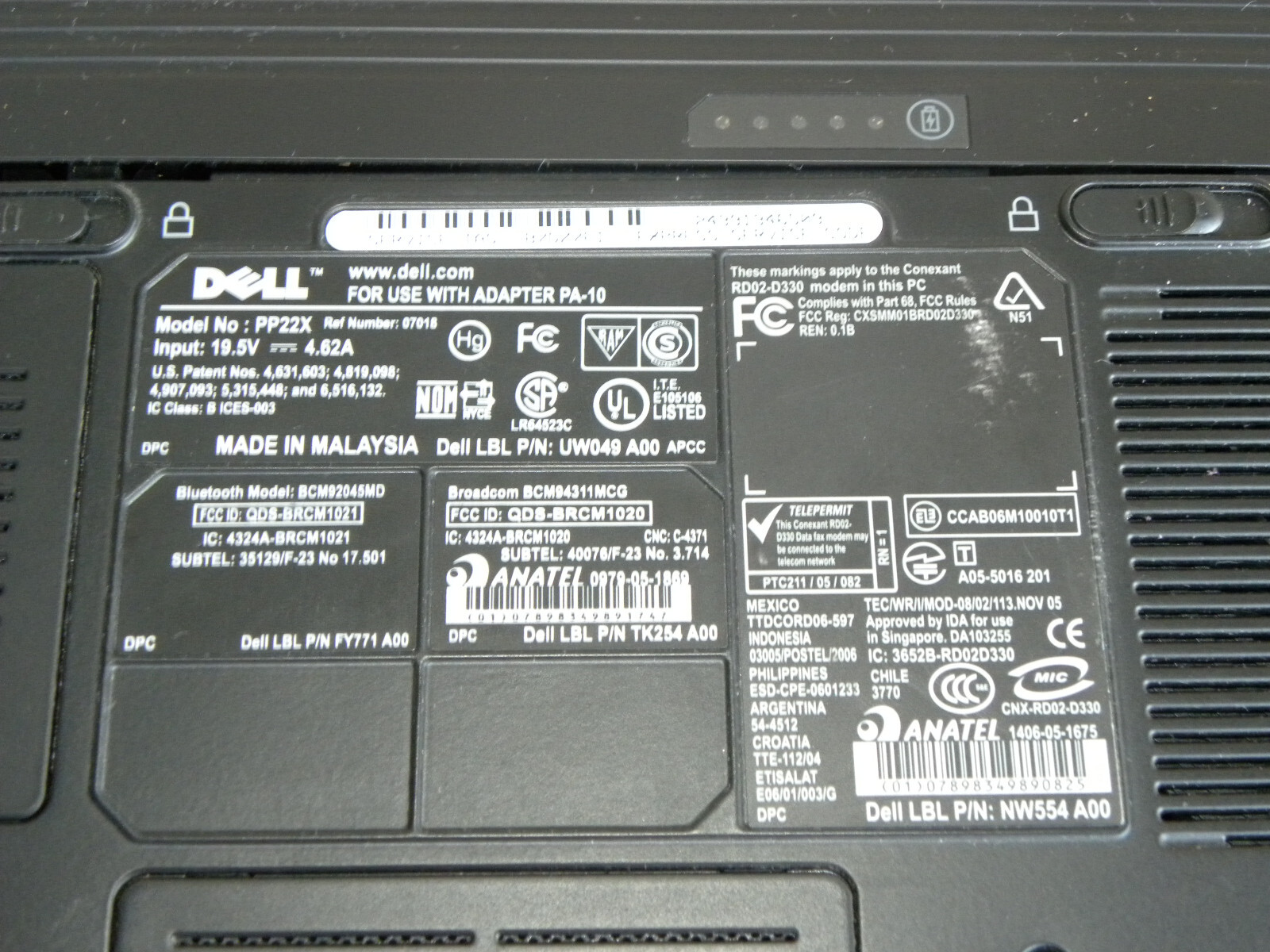 Dell Inspiron 1720 17″ (AS IS / FOR PARTS) – No Hard / Drive Untested
