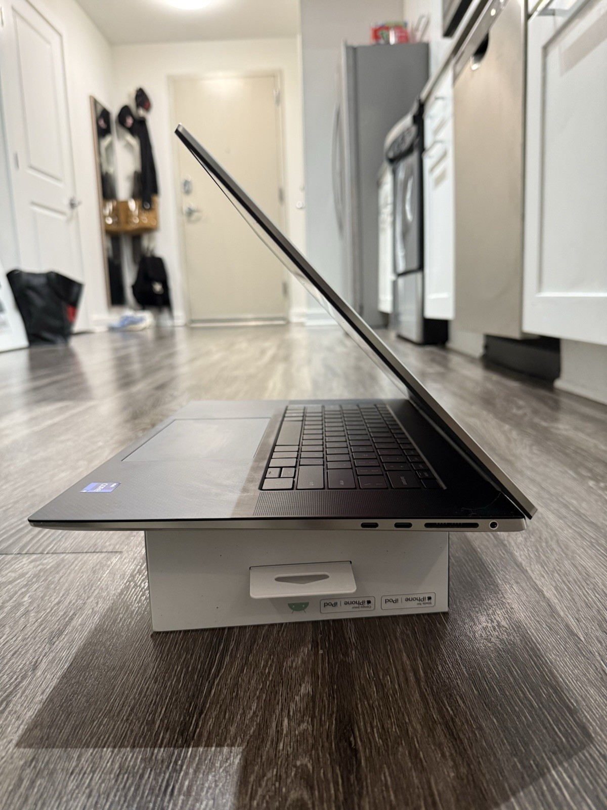 Dell XPS 17 9710 i9 5.4GHz / RTX3060 / 64GB RAM / 2TB SSD / 4K+UHD Touchscreen
