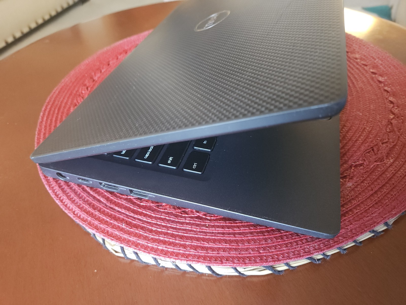 Dell Latitude Laptop 7400 i7 16gb Ram 256gb SSD NVMe Drive 14″ Screen Windows…