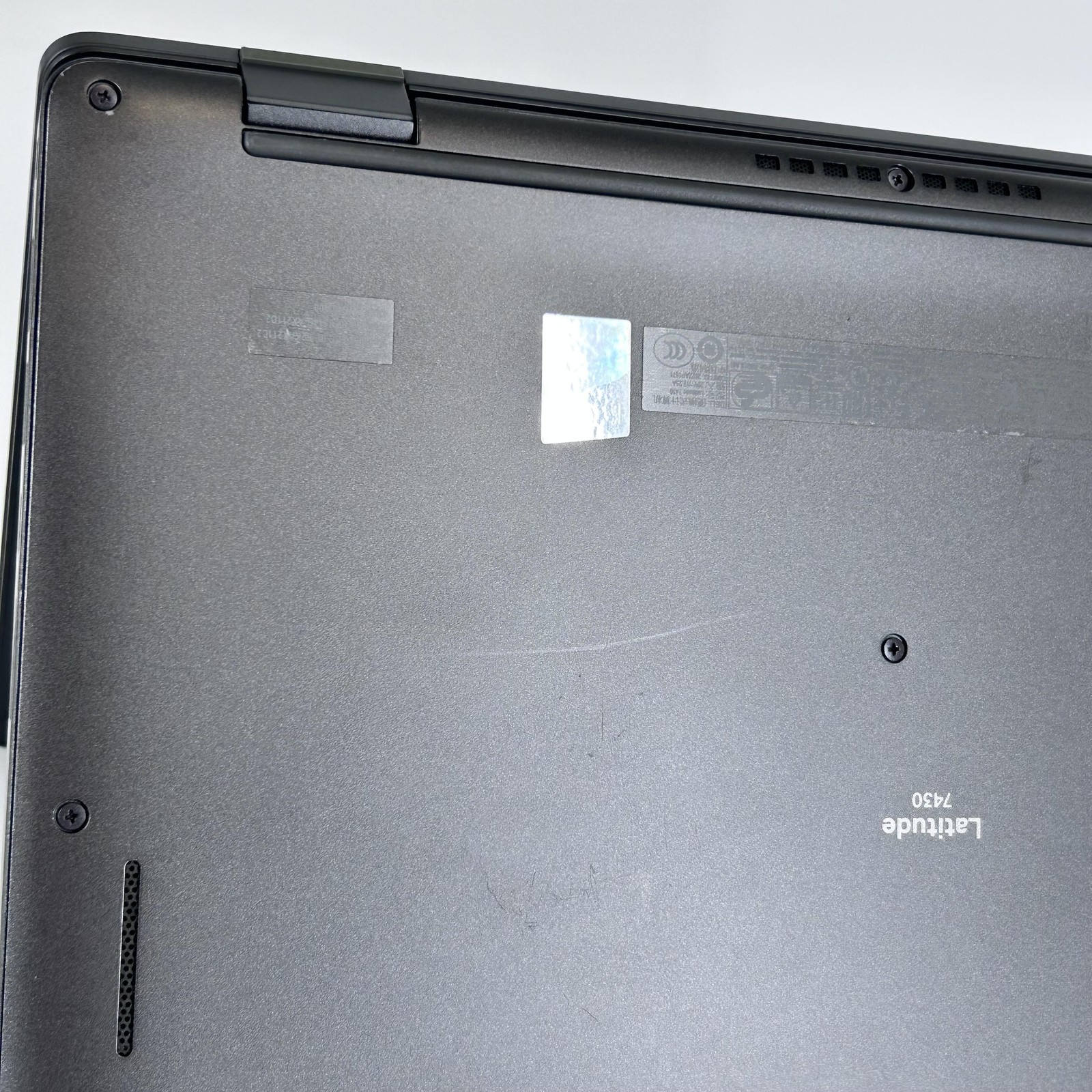 Dell Latitude 7430 14 Black FHD 1.6 GHz i5-1245U 16GB 512GB SSD Very Good
