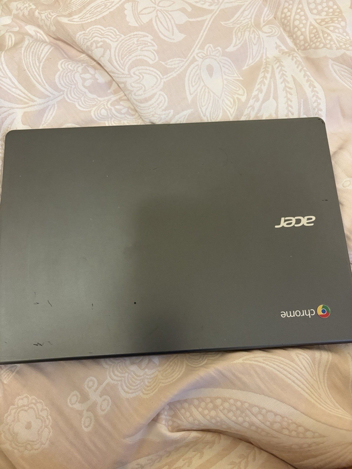 Acer Chromebook C720 11.6″ AMD Athlon Laptop Gray/Black Chrome OS w/ Charger