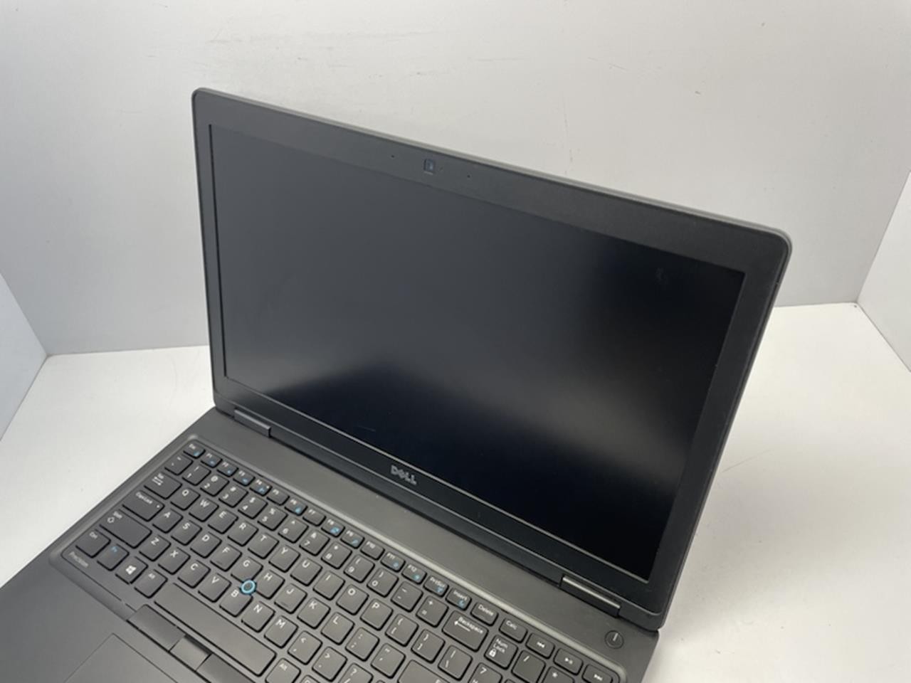 DELL PRECISION 3520 Laptop w/ Intel Core i5-7440HQ 2.80 GHZ + 16 GB | No HD / OS