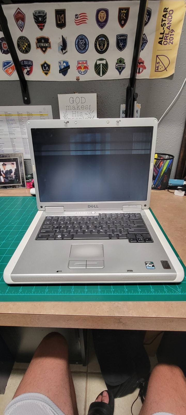 Dell Inspiron 1501 AMD Athlon 64 X2 TK-53 1.7GHz 1 GB NO HDD