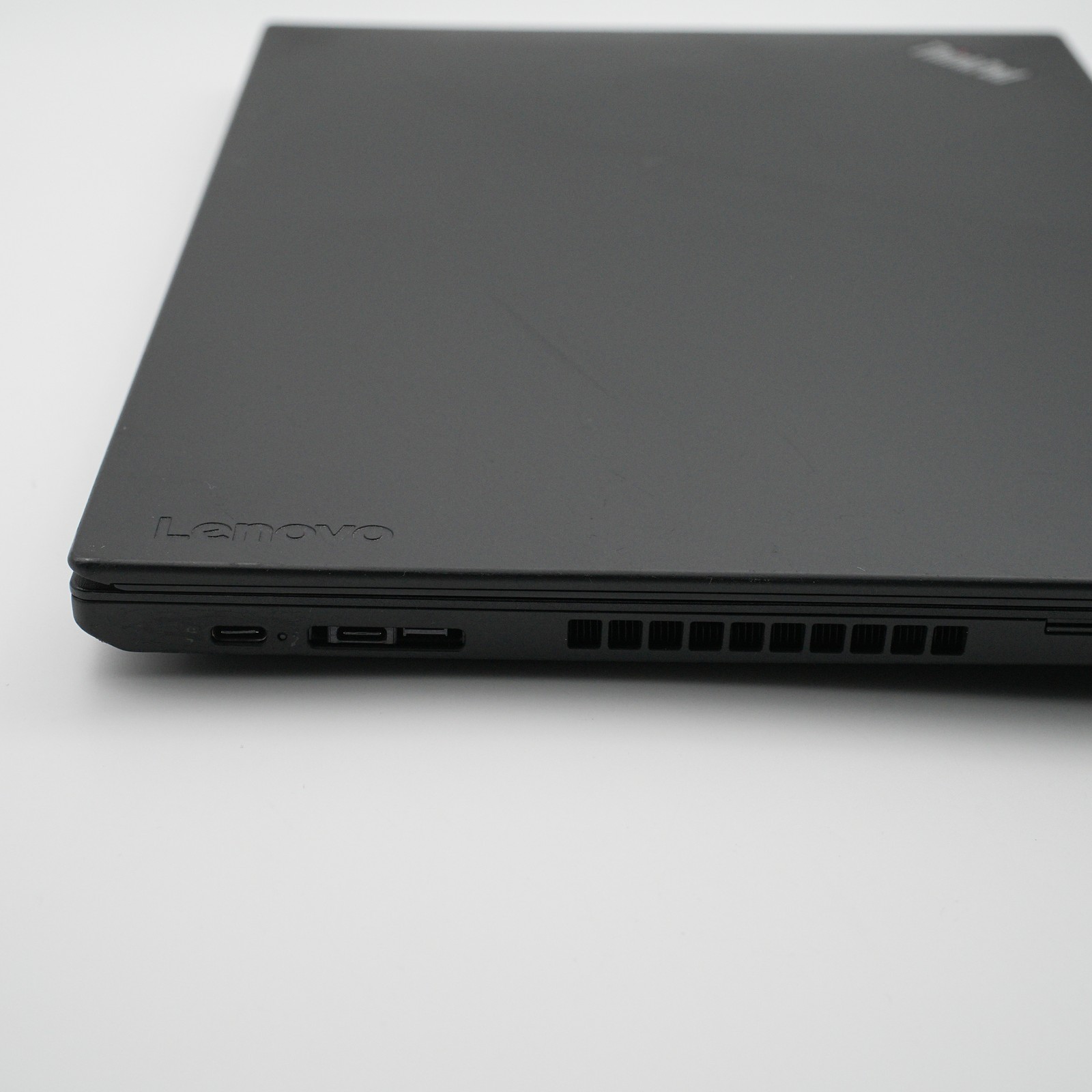 Lenovo ThinkPad T480 512GB 16GB RAM i7-8650U 14in Black (READ DESCRIPTION)