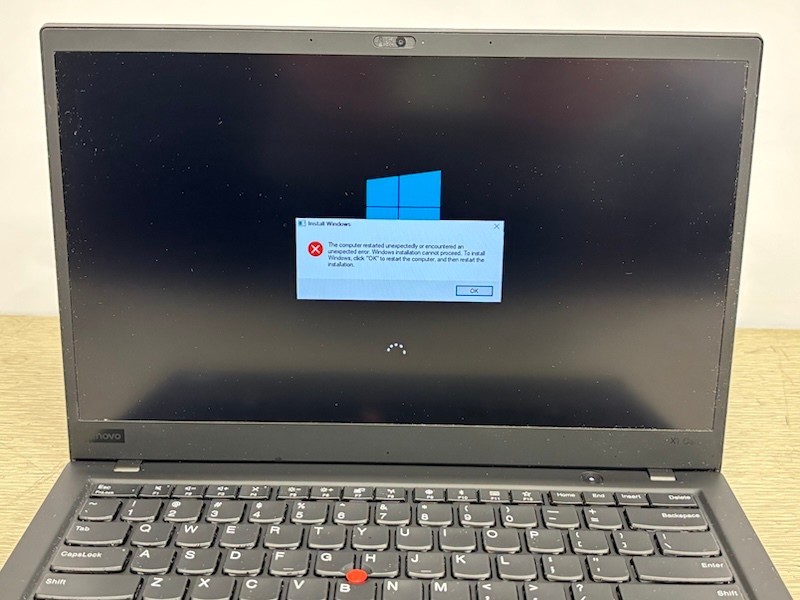 Lenovo ThinkPad X1 Carbon Gen 6 i5-8350U 1.70GHz 8GB 256GB No OS (w/ Issues)