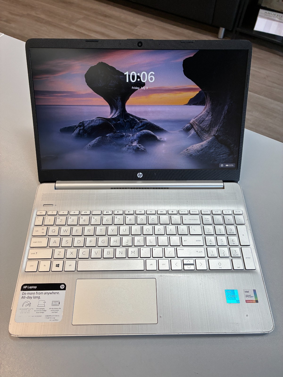 HP 15-dy2095wm: 15.6″ / i5-1135G7 / RAM 16Gb / SSD 256Gb / Win 11