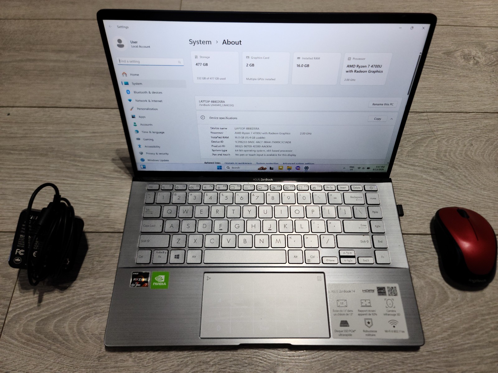 ASUS ZenBook 14 UM433IQ AMD Ryzen 7 4700U NVIDIA GeForce MX350