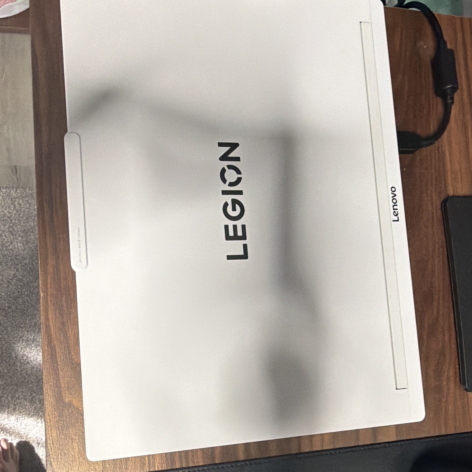 Lenovo Legion 7i 16AIX10 16in Core Ultra 7 255HX 32GB 1TB RTX 5060 Whitehas box