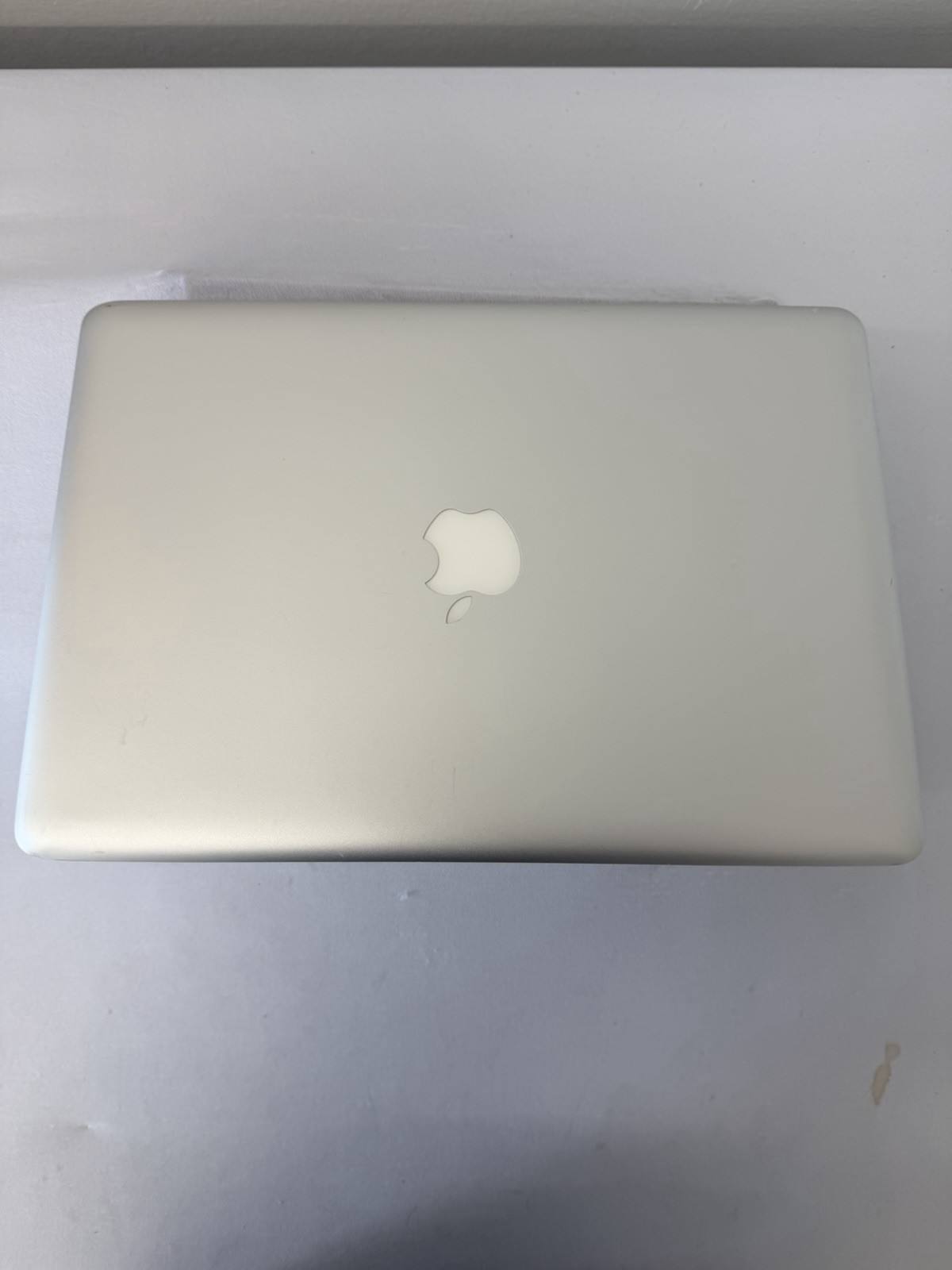 Apple Macbook Pro 2012 Laptop – Good Screen – Intel i5-3210M – Read Des