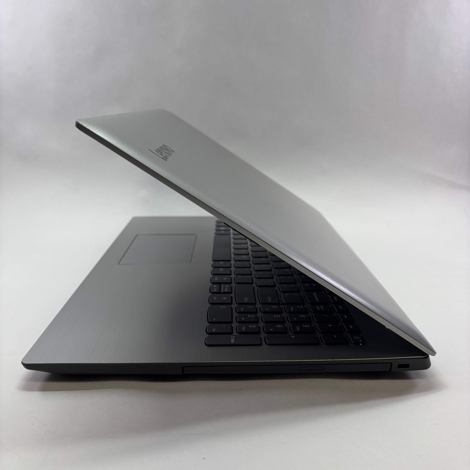 Broken Lenovo ideapad 04BISQB 15.6″ N4200 1.2GHz 4GB RAM 1TB HDD