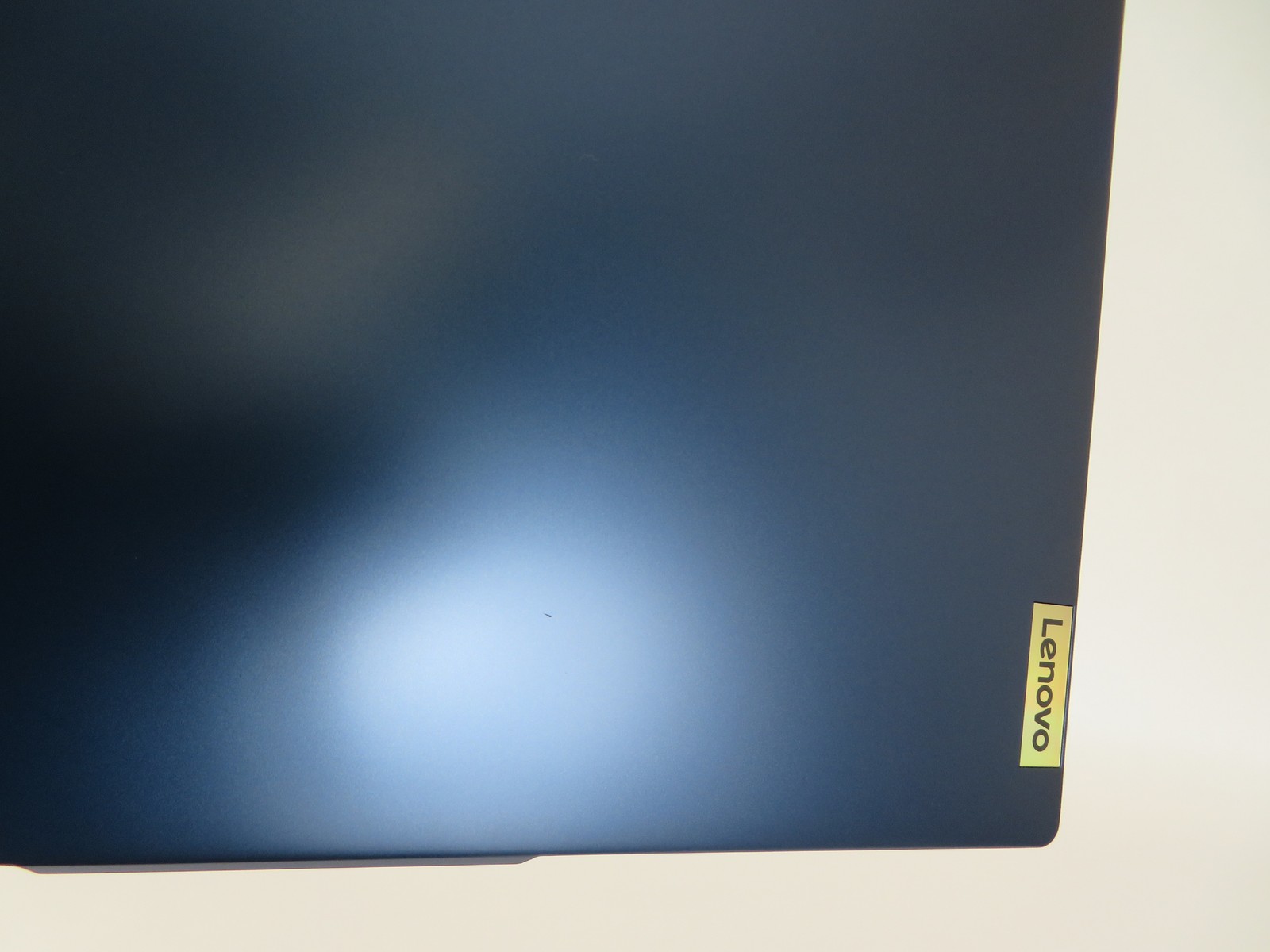 Ideapad Slim 3 15ABR8 15.6in FHD AMD Ryzen 7 7730U 2GHz 16GB RAM 512GB SSD