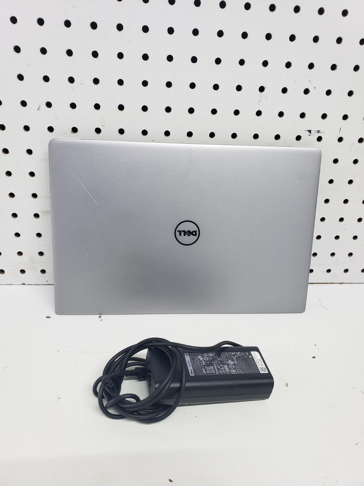 Dell XPS 13 9343 13″ 2.20GHz Intel Core i5-5200U 8GB RAM 512GB SSD Windows 11