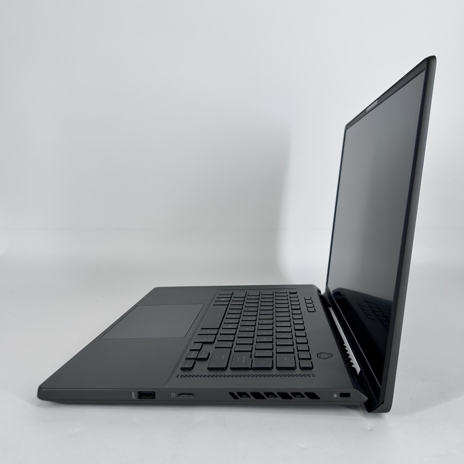 Asus ROG Zephyrus G16 GU603 FHD+ i7-13620H 16GB 512GB RTX 4070 MINOR FRAME SPLIT