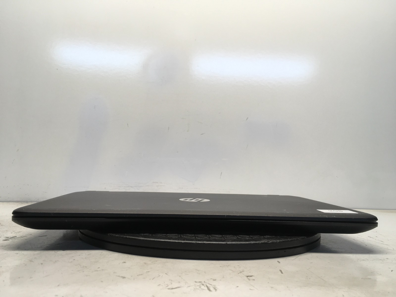 HP 15-F009WM AMD E1-2100 1000MHz 2 GB NO HDD