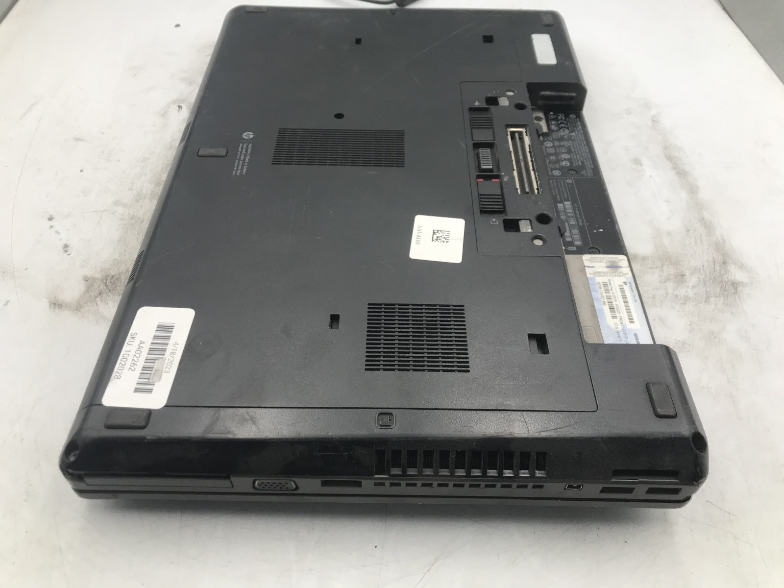 HP PROBOOK 6560B – FOR PARTS/NO POWER – INTEL I5 2ND GEN – 4GB RAM -READ DESC-BB