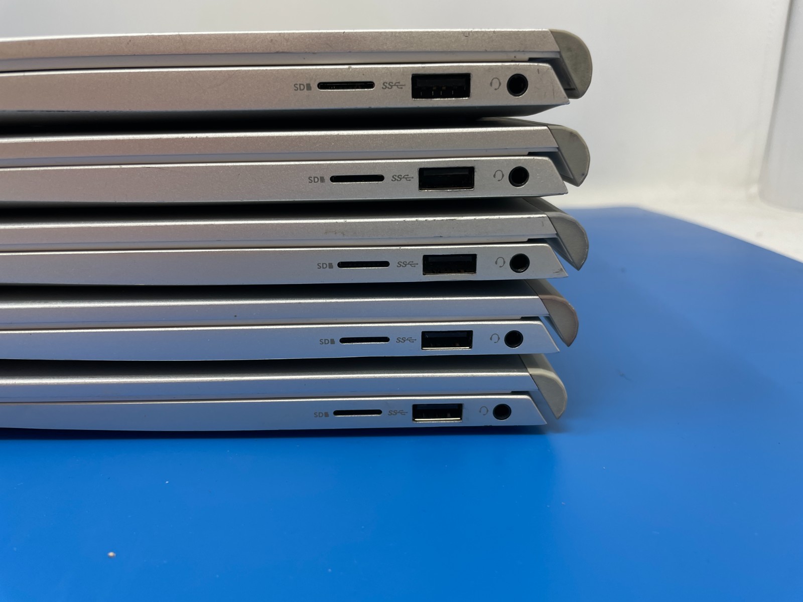 REPAIR LOT – x5 Dell Inspiron 5502 15.6″ Core i5-1135G7 8GB RAM 256GB NVMe