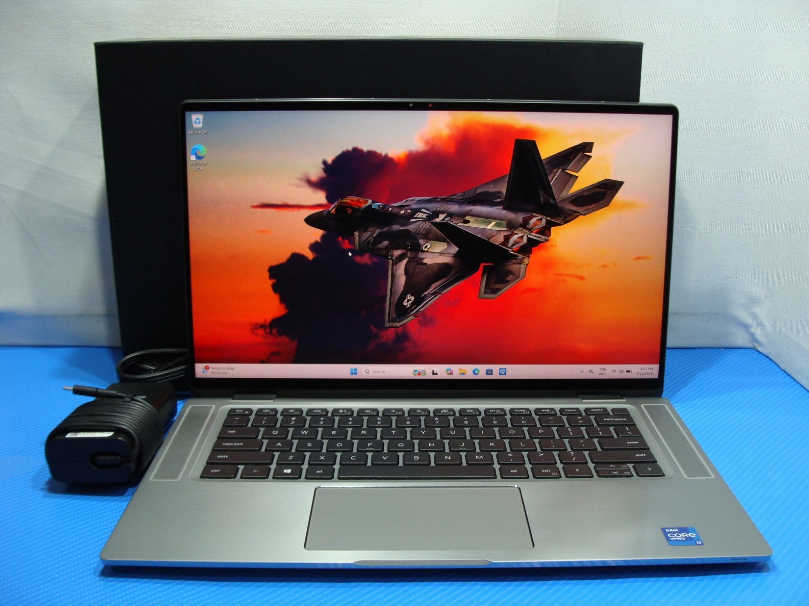 Dell Latitude 9520 2-in-1 15″ FHD TOUCH i7-1185G7 max 4.8GHz 16GB 512GB +PA