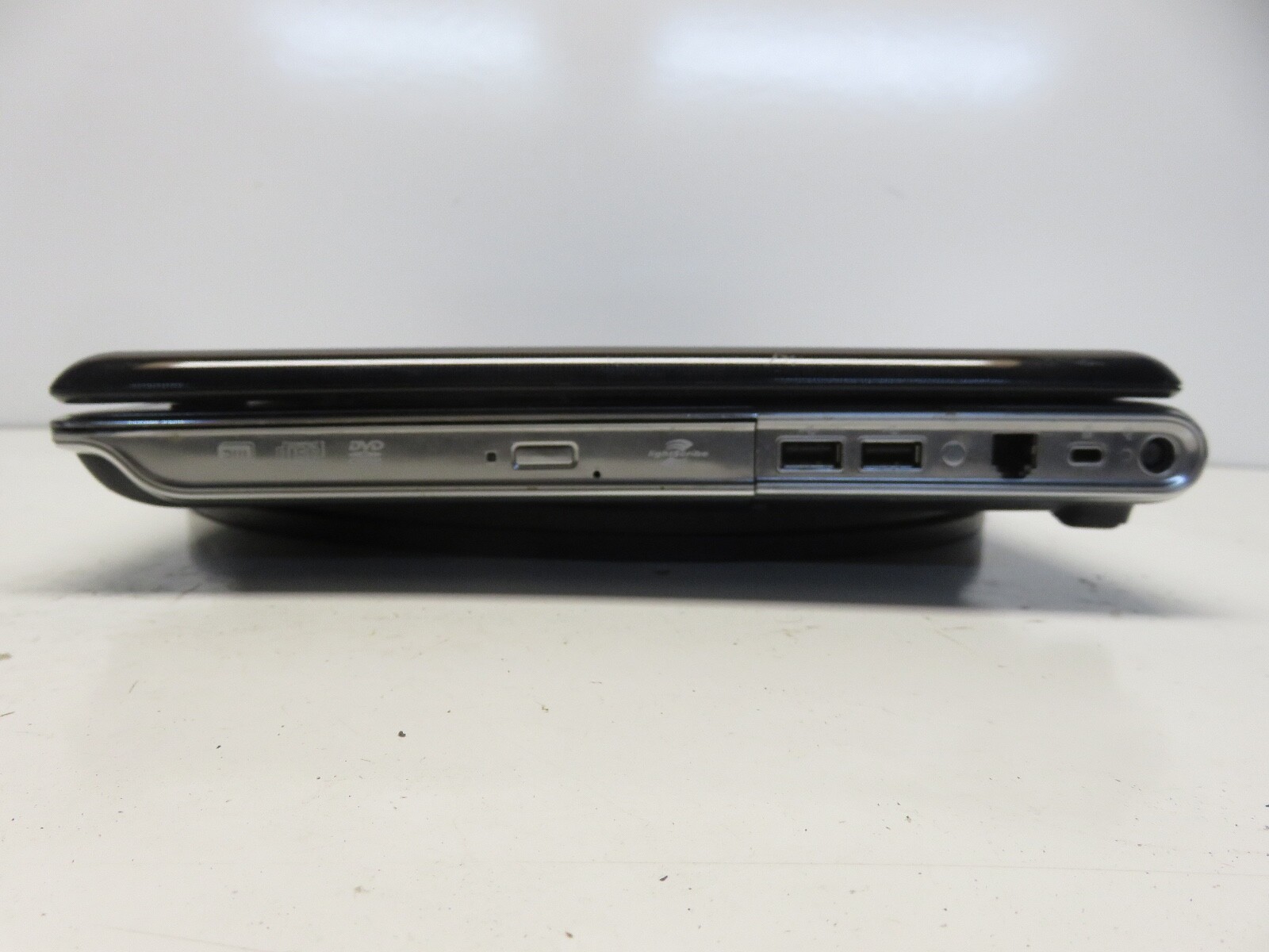 HP Pavilion DV5-1150US Intel Core Duo P7350 2GHz 4096 MB NO HDD No Batt