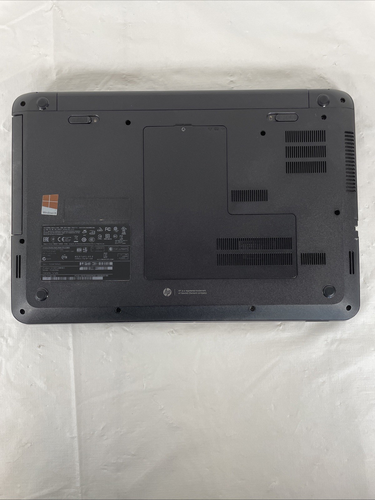 HP 15 Notebook PC Pentium N3530 @ 2.16GHz 4 GB NO HDD NO OS – READ
