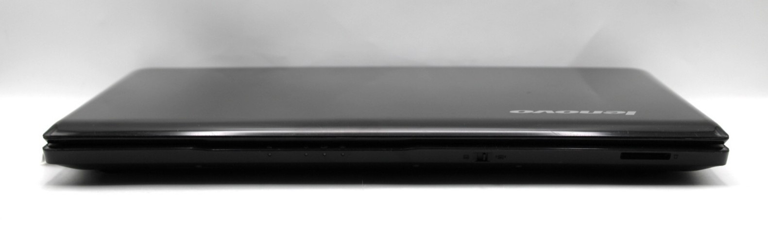 Lenovo IdeaPad Z570 i7-2670QM@2.20GHz 8GB DDR3 NO STORAGE OR OS *USED/TESTED*