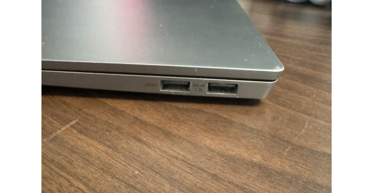 Lenovo Ultrabook Laptop 16GB 256 SSD Windows 11 Pro & Extras
