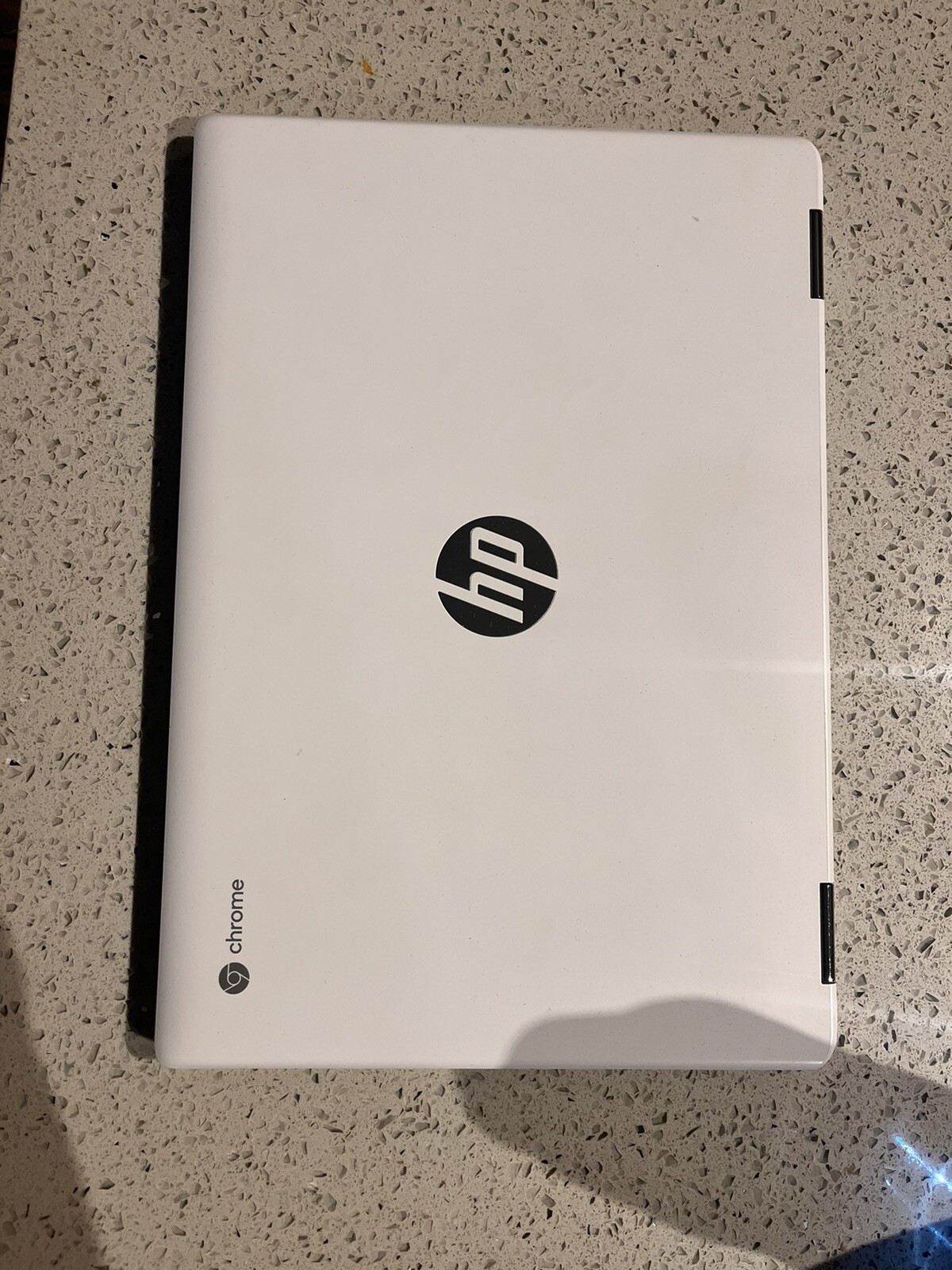 HP 14a-na0020nr 14 inch (32GB, Intel Celeron, 1.10GHz, 4GB) Chromebook – White –
