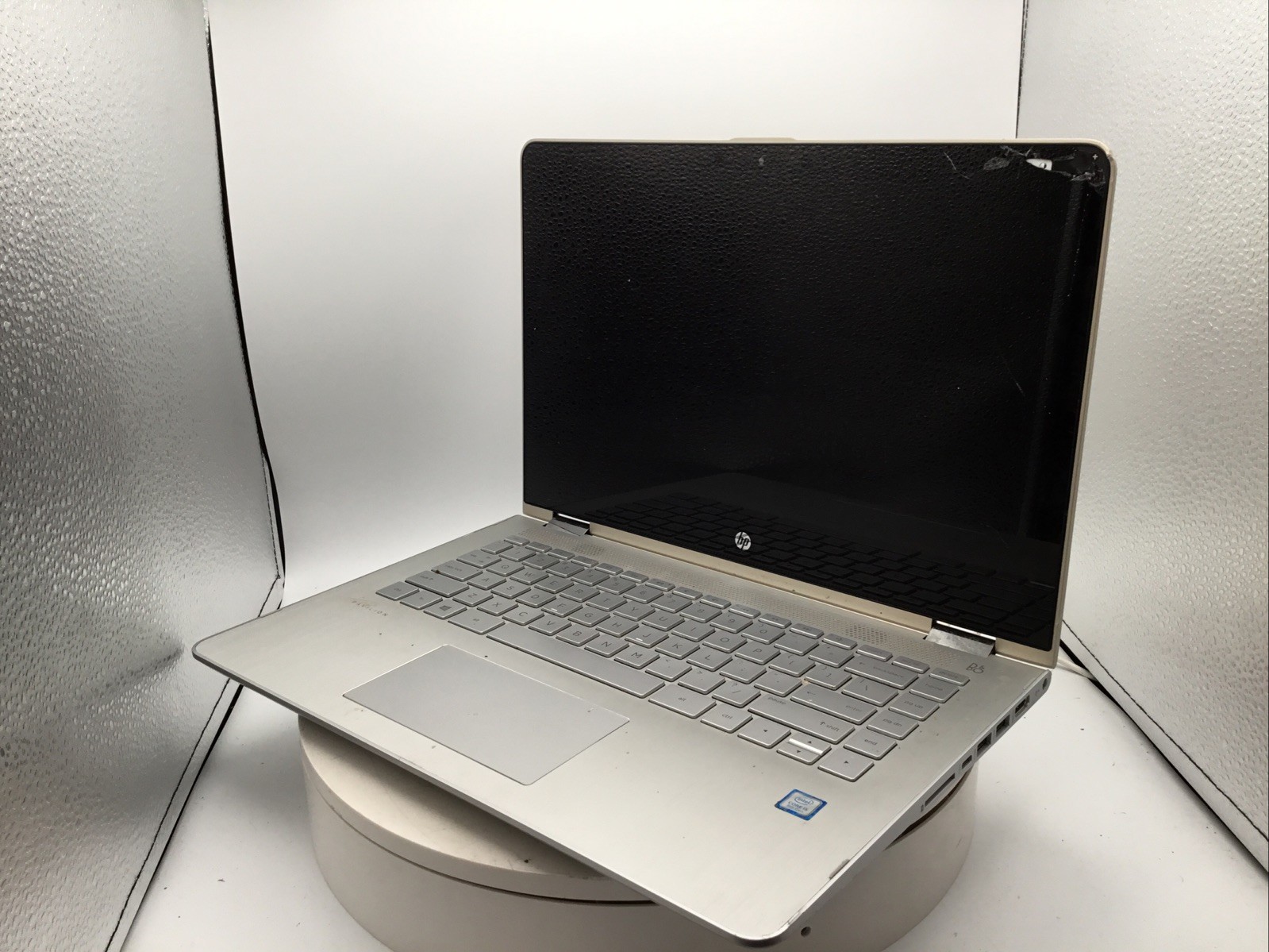 HP Pavilion x360 14″ Laptop i5-8250U 8GB RAM 128GB SSD Win11Home Used READ