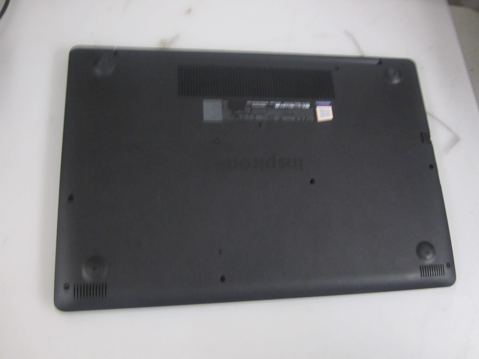 Dell Inspiron 3593 Laptop I7-1065G7 16GB 240GB M2SSD 1.30GHZ NOOS + AC