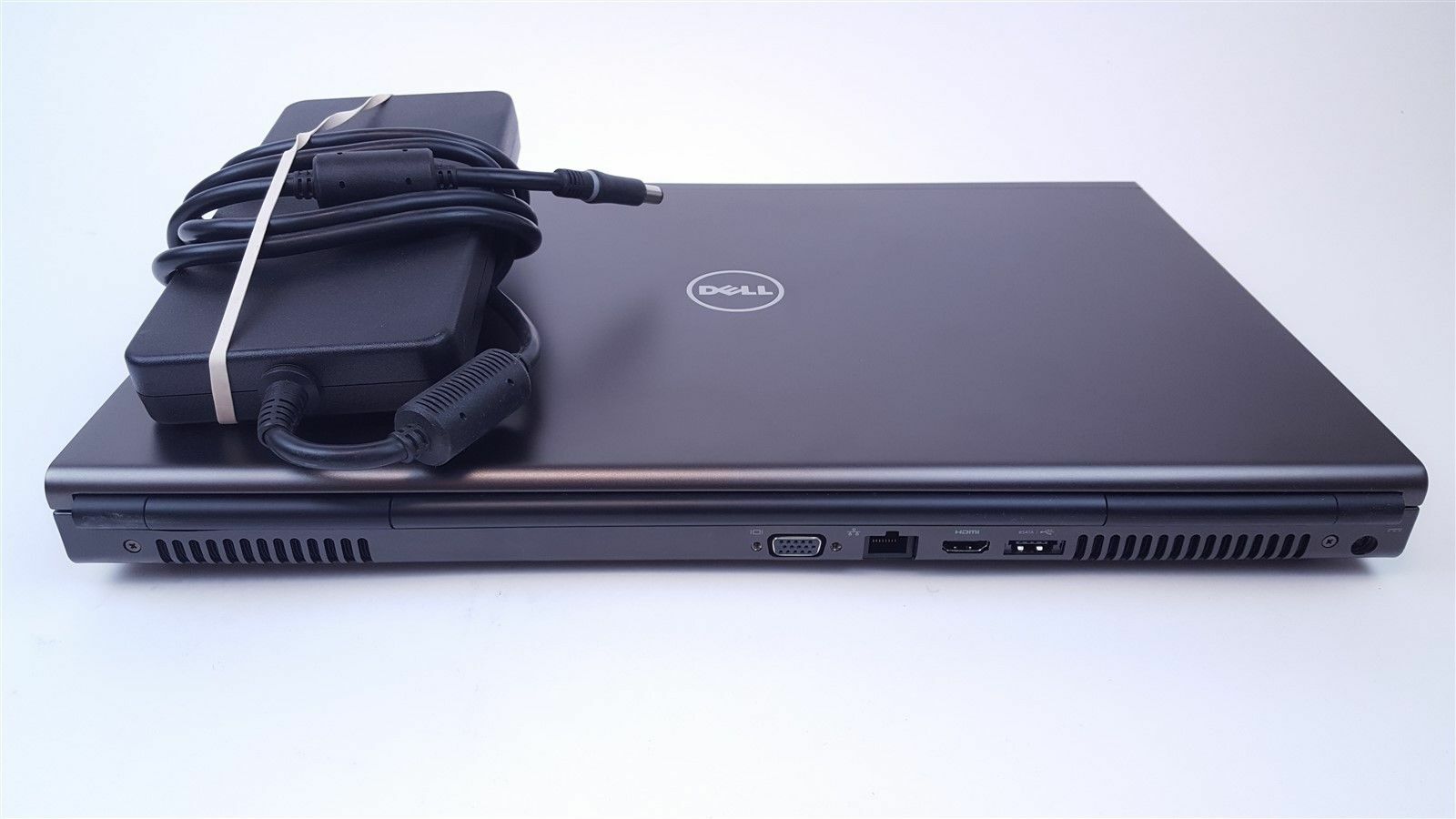 Workstation DELL M6700 17.3″ i7-Quad 4TB SSD (2x2TB) 32GB DVDRW Quadro K3100M 4G