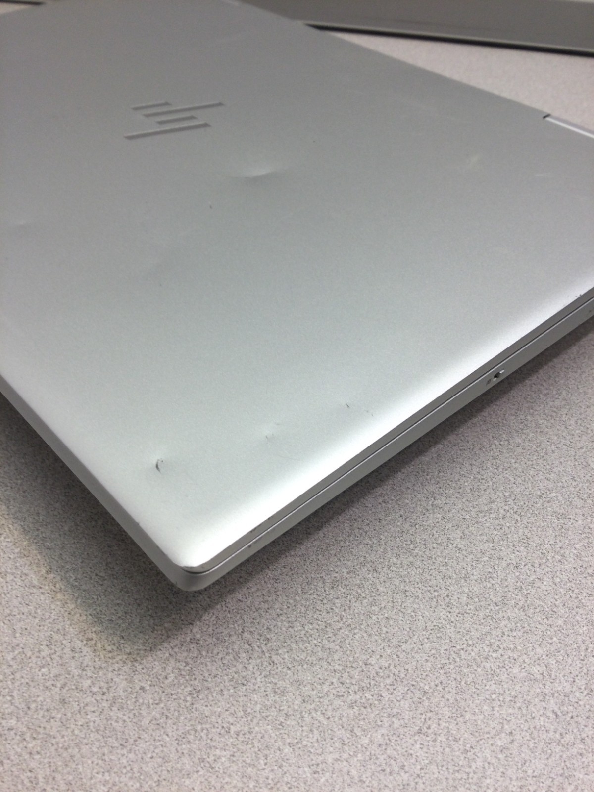 HP Envy x360 Convertible 15m-dr1xxx 15.6″Touch /i7-10510U/16GB/256GB SSD 1.80ghz