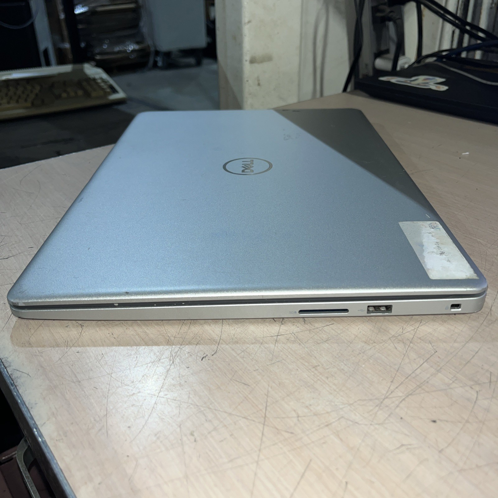 DELL INSPIRON 15 5000 INTEL CORE I5-1035G1 4GB RAM NO HD