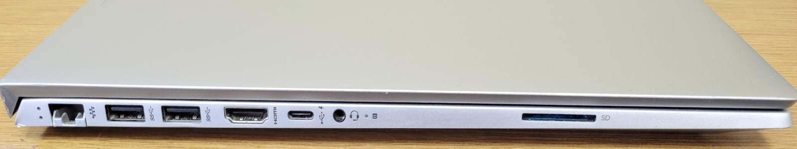 HP ENVY 17m-ce1xxx i7-10510U 1.80GHz 16GB 256GB NVMe GeForce MX250 No OS B Grade