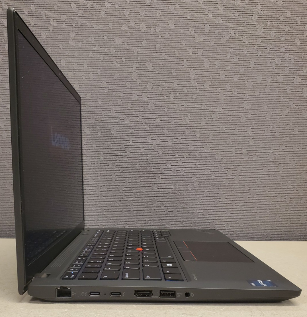 Lenovo ThinkPad T14 Gen 4 laptop w/power adapter