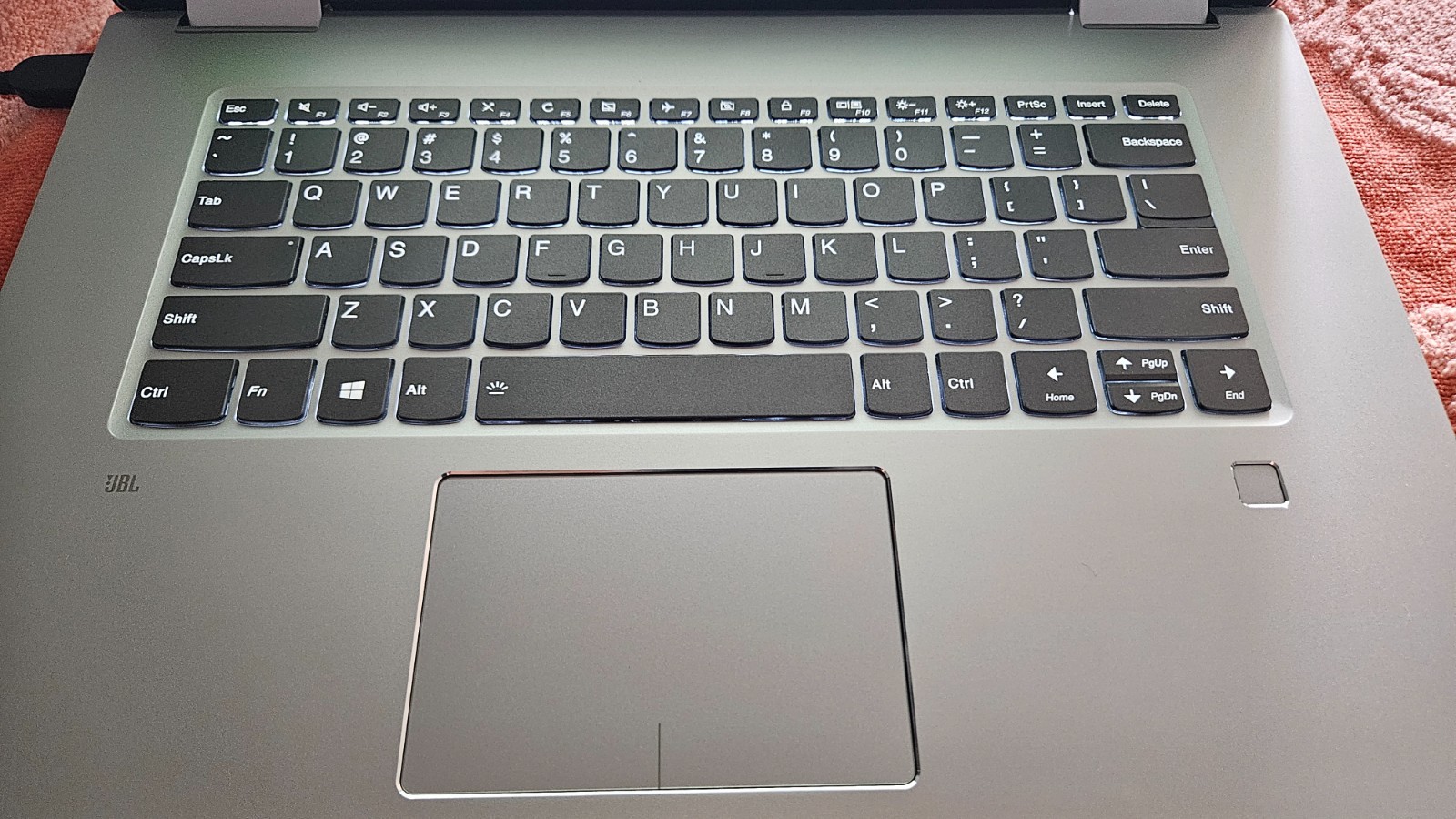 LENOVO YOGA 720 15IKB SIGNATURE EDITION