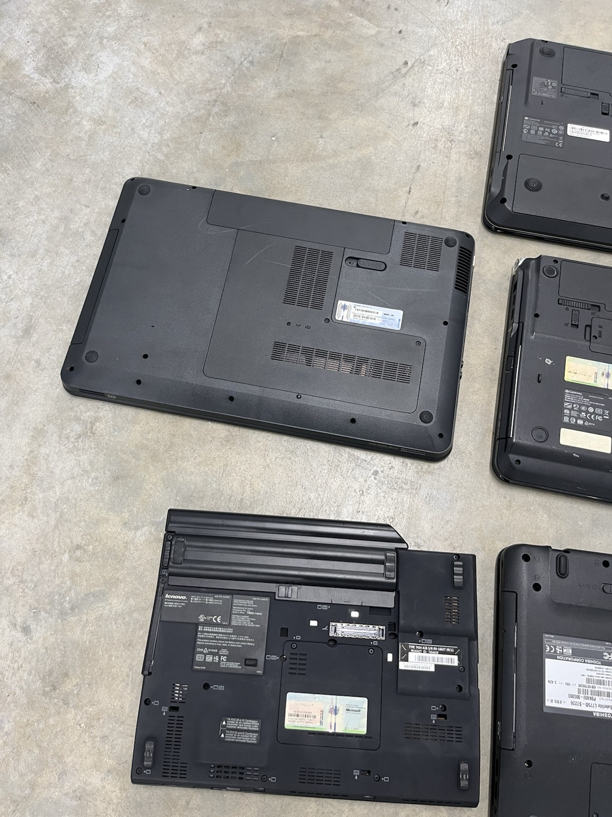 Lot of 5 Mixed Brand Laptops | HP, GateWay, Toshiba, Lenovo | Read Description