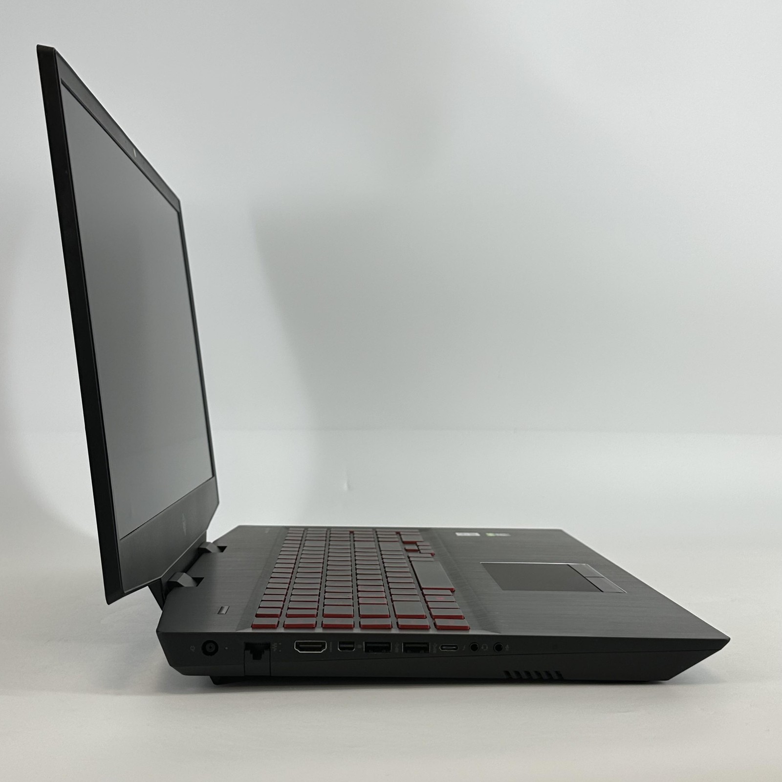 HP Omen 17 143Hz FHD i7-10750H 2.60GHz 16GB 1TB SSD RTX 2060 Very Good