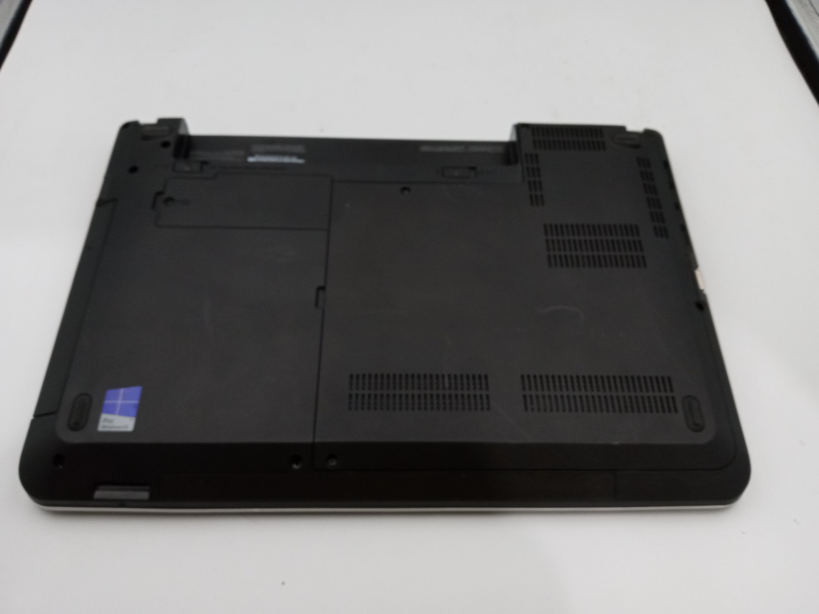 Lenovo Thinkpad E440 14″ Laptop Intel Core i3 4th Gen – NO BOOT – READ -RR