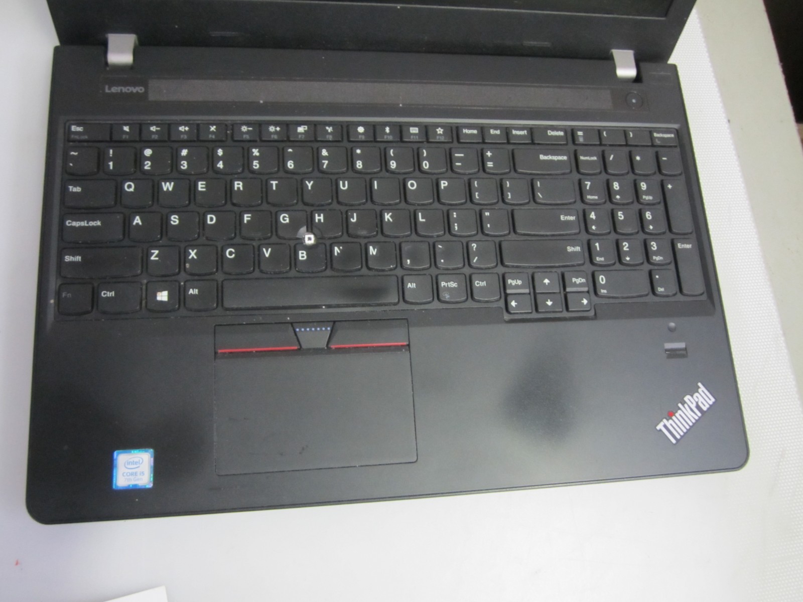 Lenovo ThinkPad E570 i5 7200U 2.50GHZ 8GB NO HDD/AC/OS LAPTOP