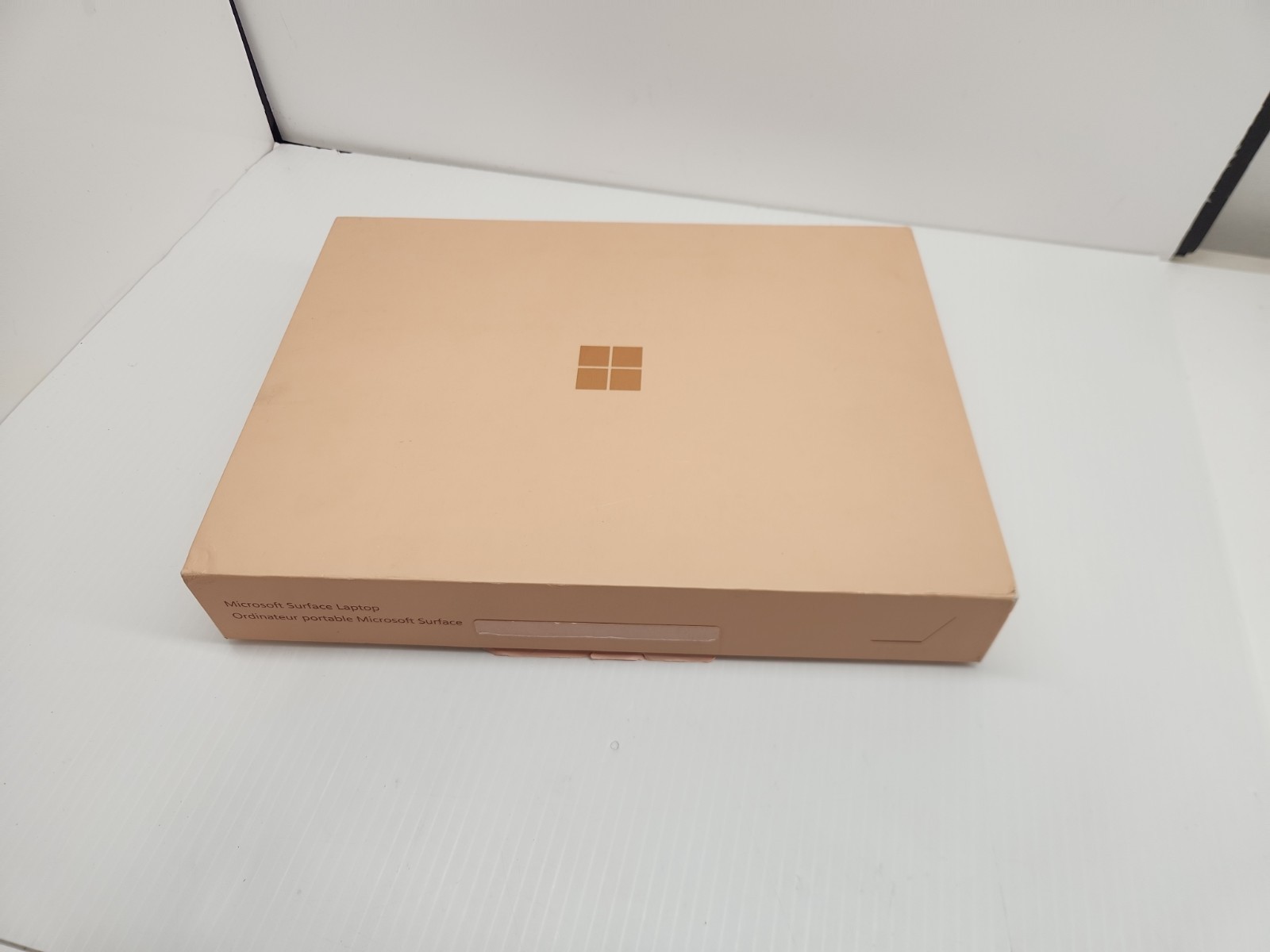 Microsoft Surface Laptop 7 13″ Snapdragon X Plus 16GB 512GB SSD (Read)