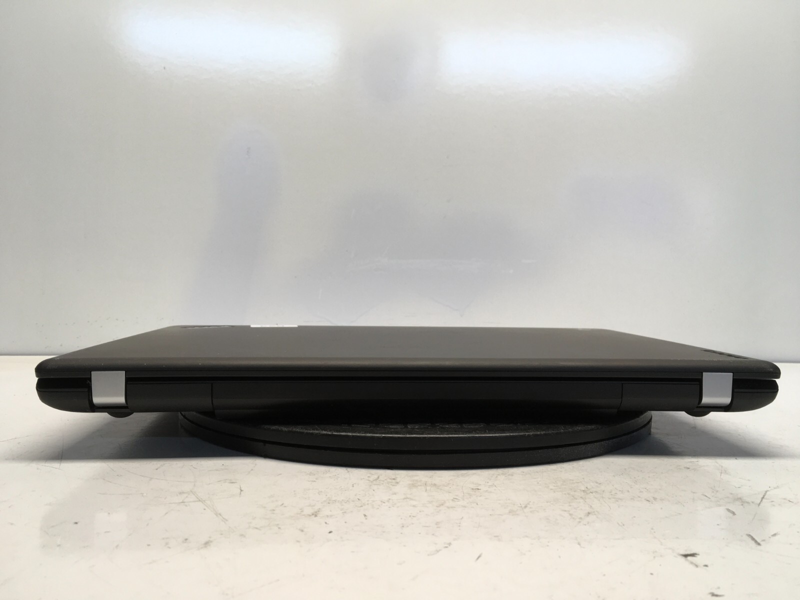 Lenovo ThinkPad E560 Intel i3-6100U 2.3GHz 4 GB NO HDD